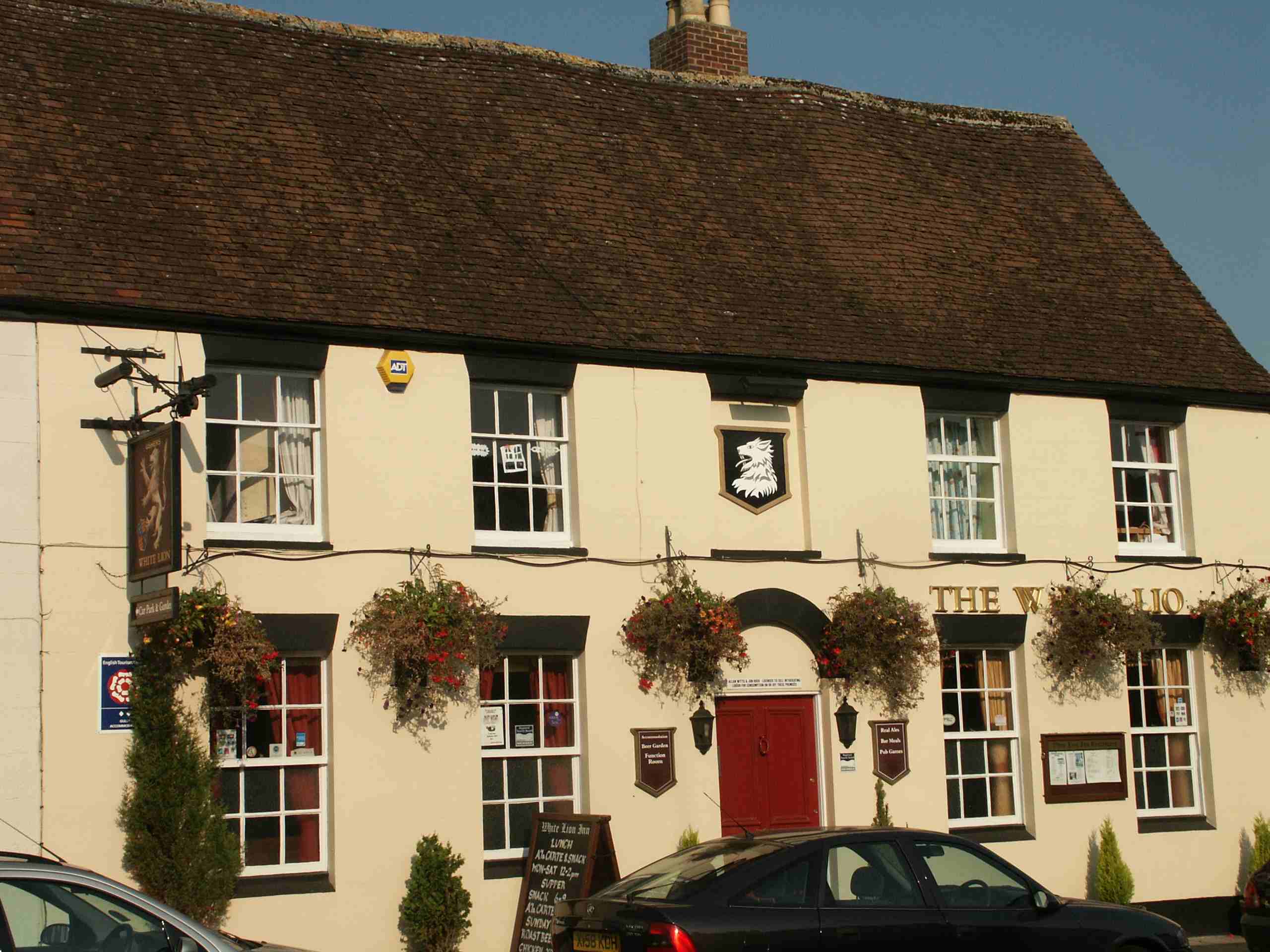 The Three Horseshoes, Cricklade, Wiltshire Holiday Apartment for Wiltshire